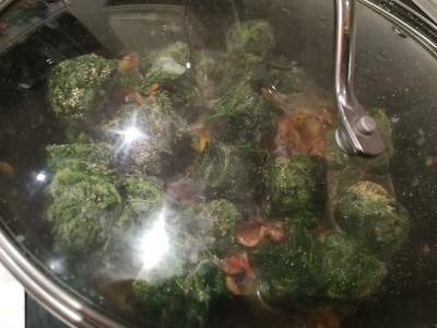 Cover and simmer for 10 minutes Creamy Spinach & Mushrooms Soup
