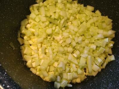 chop the cucumber and the courgettes in cubes Cucumber & Zucchini Soup