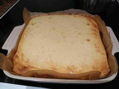 Remove from tray after baking Lemon and Custard Cake