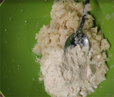 Add coconut flour Cauliflower Base Pizza