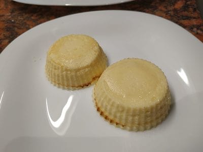 Once cooled turn them up on a plate Mini Strawberry Cheese Pies