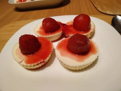 Mini Strawberry Cheese Pies