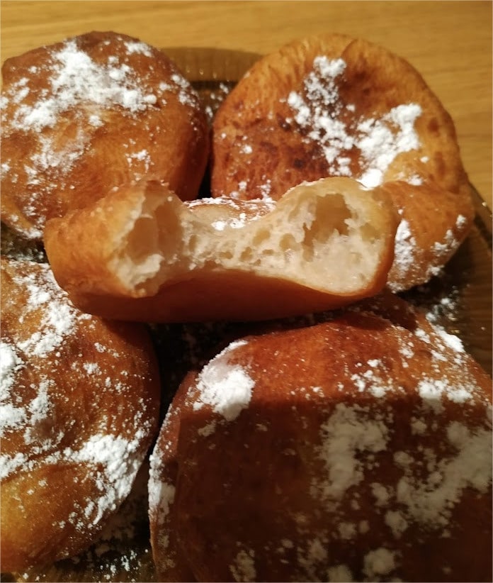 The doughnuts can be served sprinkled with vanilla icing sugar My Grandma’s Doughnuts