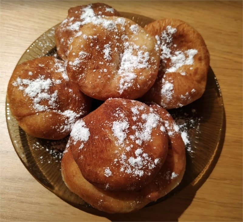 The doughnuts can be served sprinkled with vanilla icing sugar My Grandma’s Doughnuts