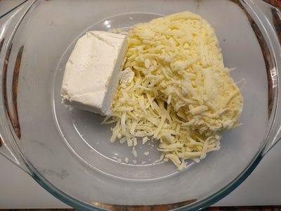 Cottage cheese and mozzarella Sesame Bagels