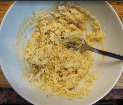 Add one quarter cup of grated cheddar and mix until all ingredients are well combined 90 Seconds Bread