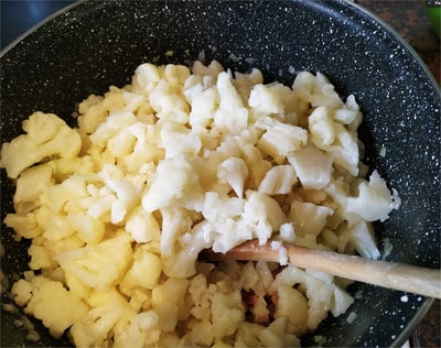 Add the chopped cauliflower florets and add 2.5 l water or until it will cover the cauliflower florets Cauliflower Florets Soured Soup