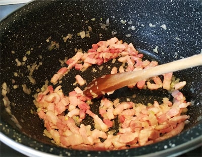 Reduce the heat to medium-low and add 4-5 tbsp of water and continue to saute the onions and bacon for a minute or so Cauliflower Florets Soured Soup