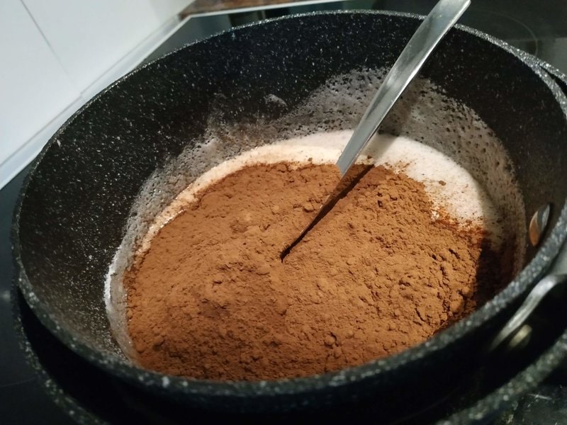 Coconut Brownies mix the ingredients
