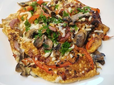 Pancetta, Mushrooms & Red Pepper Omelette Fry the entire lot