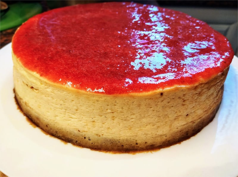 Strawberry Cheesecake with Strawberry Puree