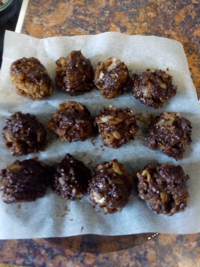 Keto Basics Chocolate almond butter bites