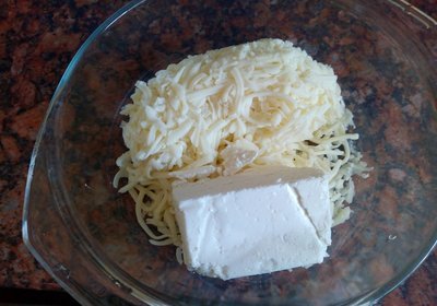 Keto Basics Mozzarella and quark/soft cheese